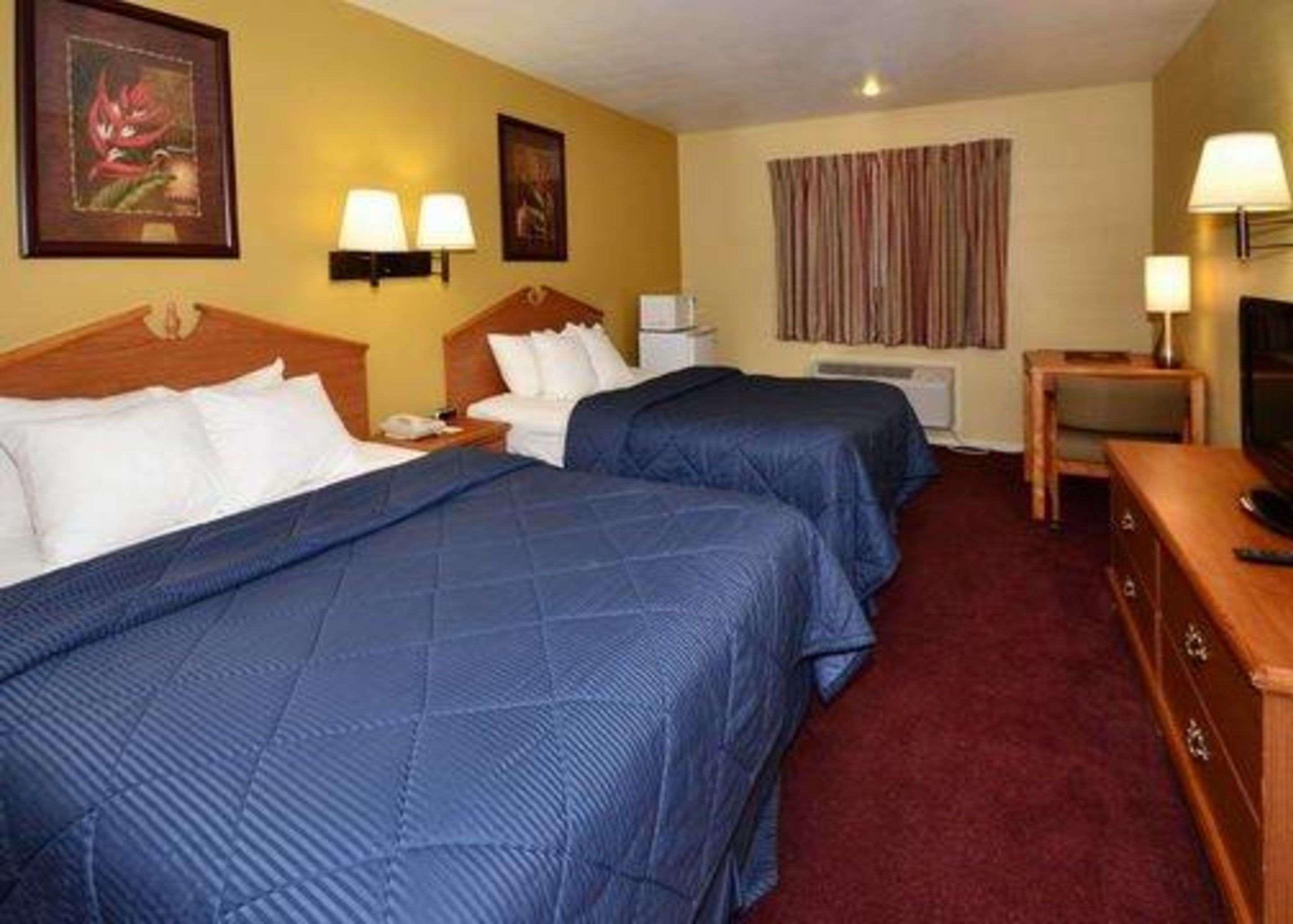 בויזי Quality Inn Airport מראה חיצוני תמונה